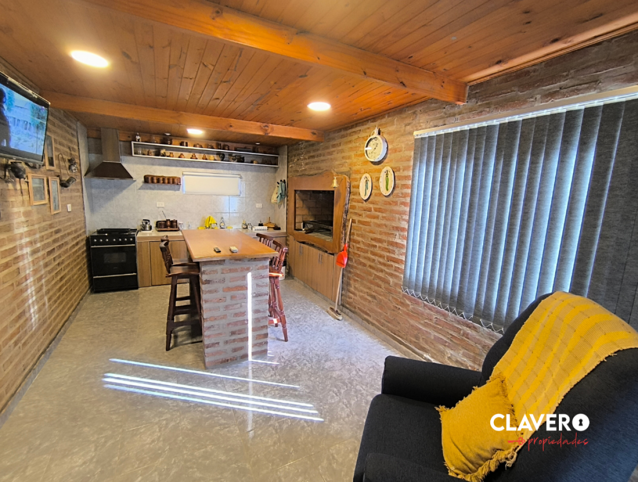 Inmueble Multirenta, Casa + Depto  - 13 de Caballeria 2166, Toay.