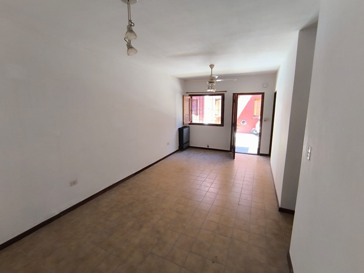 Se alquila depto 1 dorm centro